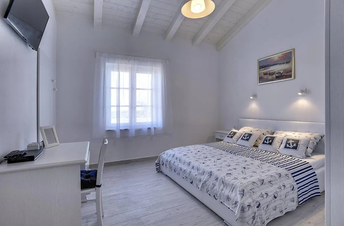 Holiday Home Casa Histria Kavran Croatia